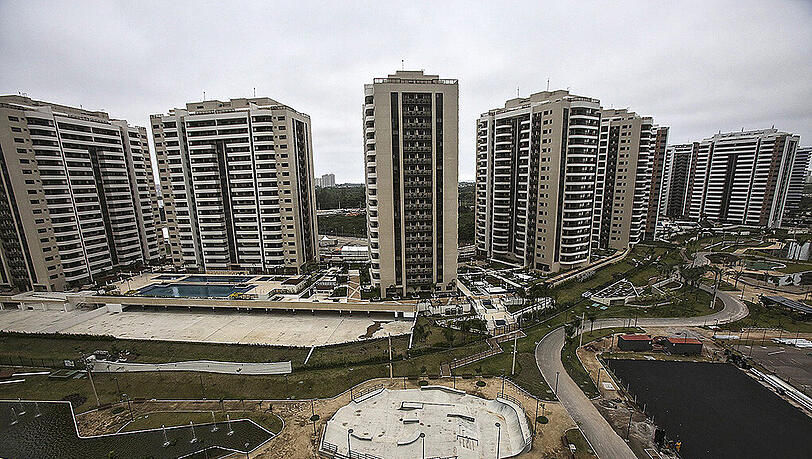 Blick auf das Olympische Dorf in Rio de Janeiro. Blick auf das Olympische Dorf in Rio de Janeiro.