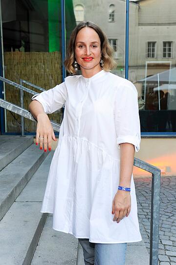 Lara Joy Körner