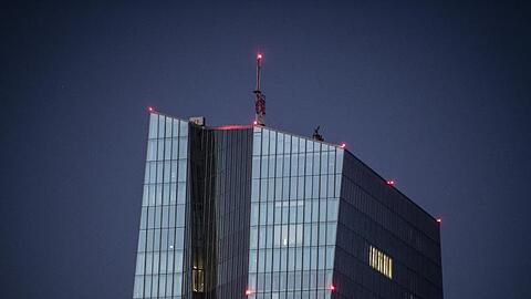 Banken sollten bis Anfang 2021 keine Dividenden ausschütten, rät die EZB.