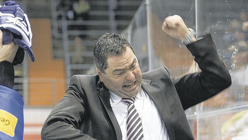 EHC-Manager Christian Winkler. EHC-Manager Christian Winkler.