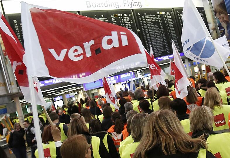 Warnstreiks bei der Lufthansa am Donnerstag. Bilder vom Flughafen Frankfurt