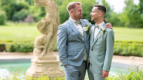 Pflegedienstleiter Marc und Kommissar-Anwärter Marco sind das erste Männer-Paar, das bei "Hochzeit auf den ersten Blick" Ja sagt.