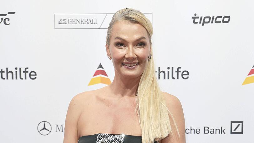 Franziska van Almsick spricht jetzt &uuml;ber Geld und Wohlstand.