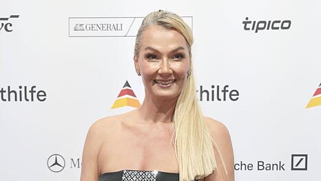 Franziska van Almsick spricht jetzt &uuml;ber Geld und Wohlstand.
