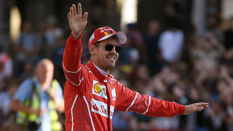 Genießt den Jubel der Zuschauer in London: Sebastian Vettel.