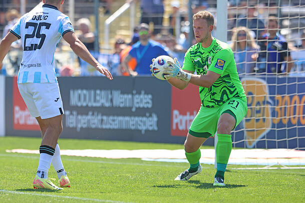 Sechzig-Keeper Thomas Dähne wünscht sich unbedingt mal wieder einen Sieg in der Fremde.