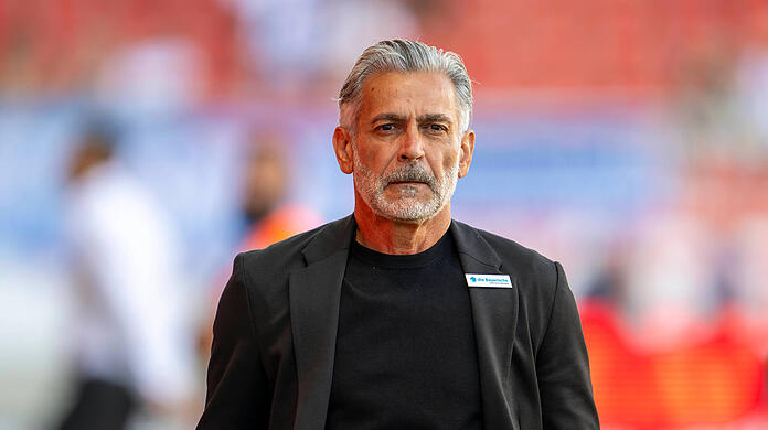 Trainer Maurizio Jacobacci erlebt beim TSV 1860 derzeit stürmische Zeiten.