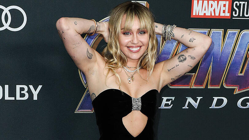Sängerin Miley Cyrus ist glücklich vergeben