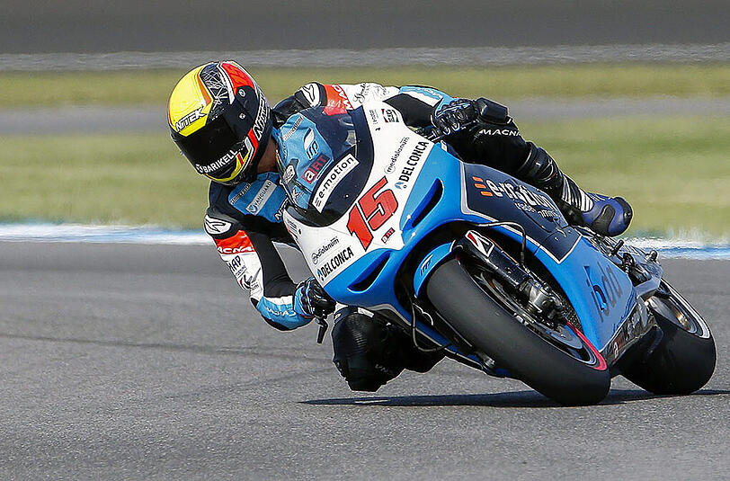 Alex de Angelis stürzte während einer Trainingseinheit im japanischen Motegi schwer und musste per Hubschrauber ins Krankenhaus geflogen werden.
