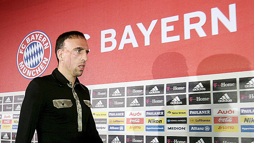 Ankunft am 7. Juni 2007: Franck Ribéry wird offiziell als neuer Spieler des FC Bayern präsentiert.