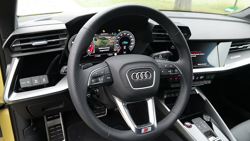 Knubbel für die Automatik, digitales Cockpit: Der S3 Sportback ist voll auf der Höhe der Zeit.