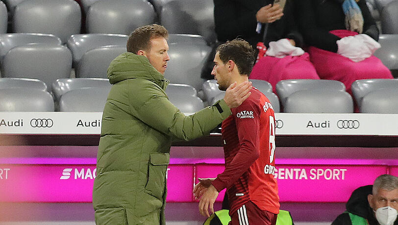 "Wichtig ist, dass es so nicht weitergeht, denn der Zustand ist vor allem für ihn untragbar", sagt Nagelsmann (l.) über Goretzka. "Wichtig ist, dass es so nicht weitergeht, denn der Zustand ist vor allem für ihn untragbar", sagt Nagelsmann (l.) über Goretzka.
