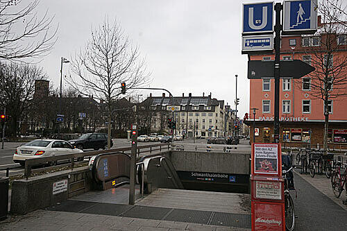 U-Bahnhof Schwanthalerhöhe: Von hieraus folgte der Unbekannte einer 15-Jährigen.