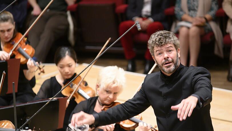Der Dirigent Pablo Heras-Casado - hier bei einem Konzert mit den Philharmonikern vor einigen Jahren. Der Dirigent Pablo Heras-Casado - hier bei einem Konzert mit den Philharmonikern vor einigen Jahren.