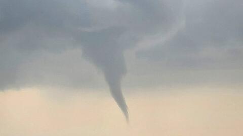Laut mehreren Medienberichten soll in der Gemeinde Altenbeken im Kreis Paderborn ein Tornado gewütet haben.