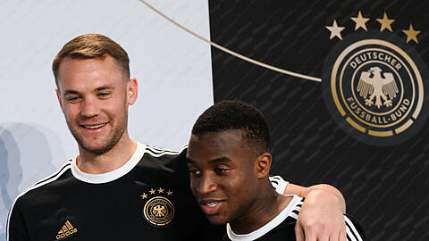Routinier und Jüngling: Manuel Neuer (l.) und Youssoufa Moukoko