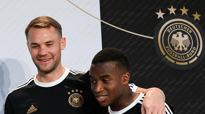 Routinier und Jüngling: Manuel Neuer (l.) und Youssoufa Moukoko