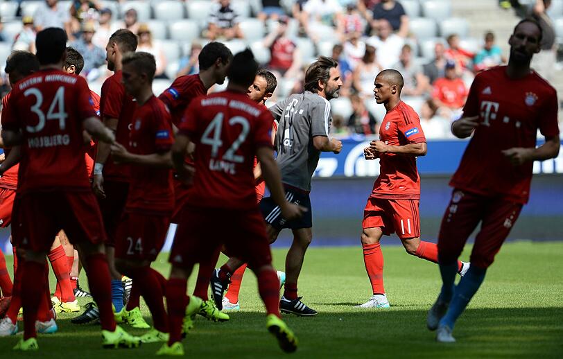 Die Bilder von der Teampresentation und dem anschließenden Showtraining des neuen FC Bayern-Kaders.