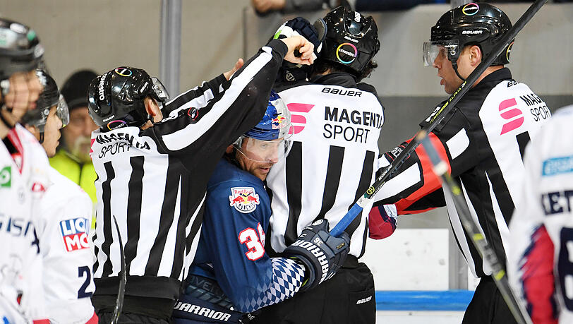 Yannic Seidenberg (M) ist für seine bissige Spielweise bekannt. Hier müssen ihn die Schiedsrichter zurückhalten. (Archivbild) Yannic Seidenberg (M) ist für seine bissige Spielweise bekannt. Hier müssen ihn die Schiedsrichter zurückhalten. (Archivbild)