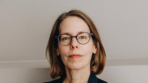 Die Ex-Chefermittlerin des Cum-Ex-Steuerbetrugs warnt: Der deutsche Staat sei ein leichtes Opfer für Wirtschaftskriminelle. Jährlich werden hierzulande schätzungsweise 100 Milliarden Euro Steuern hinterzogen.