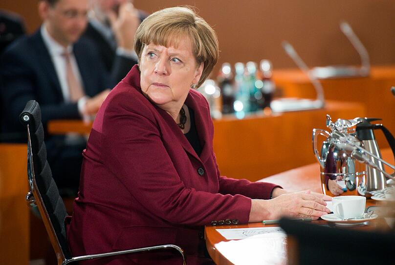 Nicht über die Wiedereinsetzung des Dublin-Verfahrens informiert worden: Bundeskanzlerin Angela Merkel.