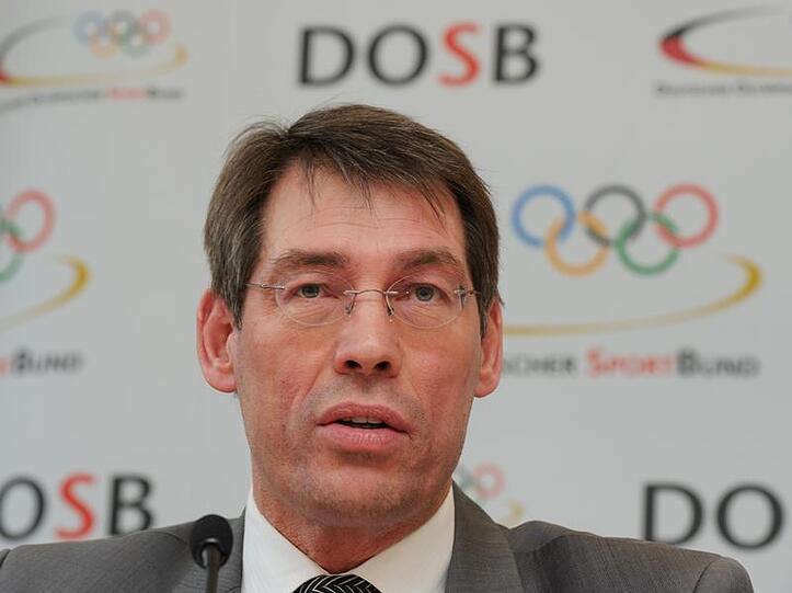 Bernhard Schwank spricht am 22. Januar in Frankfurt am Main.
