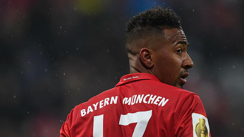 31. Jérôme Boateng (Bayern München) Mercedes-AMG G63 0:42:53