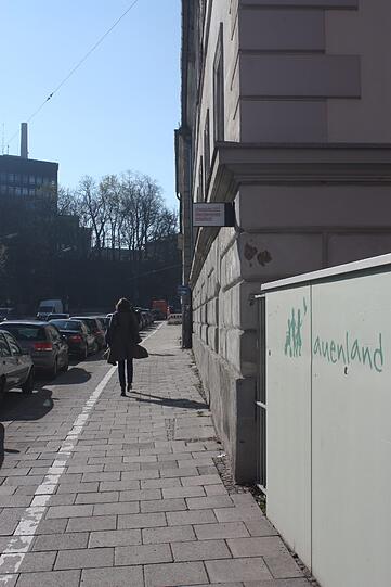 Das alte Zacherlbräu an der Ohlmüllerstraße in der Au wird teilweise abgerissen. Hier soll die neue Verwaltung von Paulaner in zwei Jahren einziehen. Die Bilder.