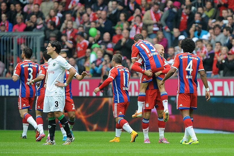 Rafinha &ndash; Note 3   Erst der Tunnel gegen Albonorz, dann sensationeller Pass auf Lewandowski zum 1:0. Rechtfertigte seine Aufstellung bereits in den ersten sechs Minuten. Danach etwas ruhiger. Gutes Zusammenspiel mit Robben.