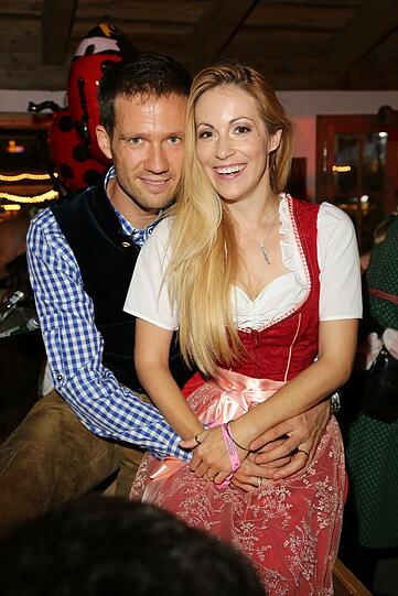 Andrea Kaiser mit ihrem Mann Sebastien Ogier.