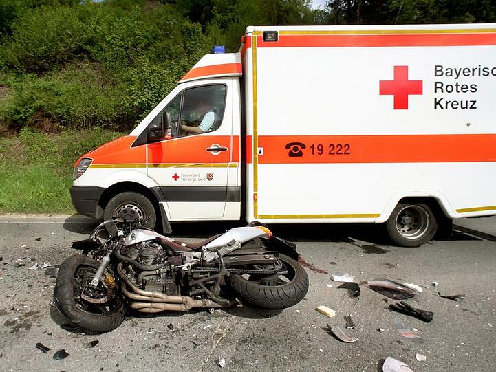 Ein neues Blutgerinnungsmittel könnte jährlich zehntausende Unfallopfer vor dem Verbluten retten. (Symbolbild)