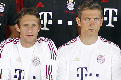 Das neue Team-Foto des FC Bayern: Wer lächelt am schönsten? Entscheiden Sie selbst - die Bilder
