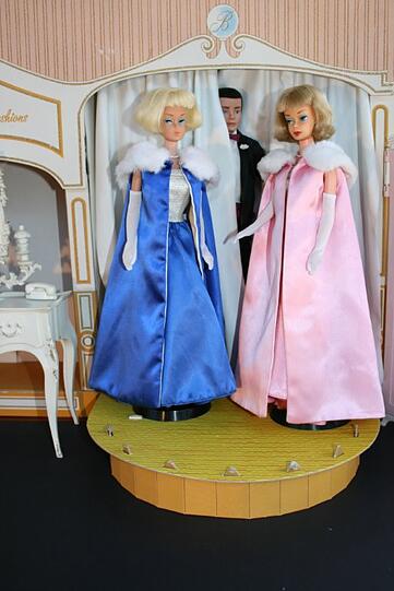 Schick in Schale: Die Barbie-Puppen.