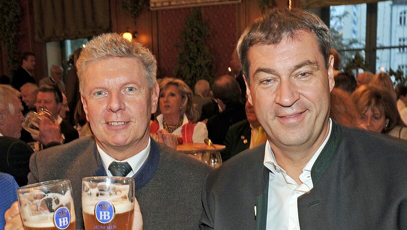Dieter Reiter (links) und Markus Söder auf dem Münchner Oktoberfest. Dieter Reiter (links) und Markus Söder auf dem Münchner Oktoberfest.