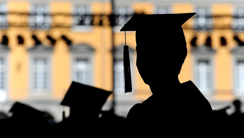 Das Statistische Bundesamt hat Zahlen zu den Habilitationen an deutschen Hochschulen veröffentlicht. (Symbolbild) Das Statistische Bundesamt hat Zahlen zu den Habilitationen an deutschen Hochschulen veröffentlicht. (Symbolbild)