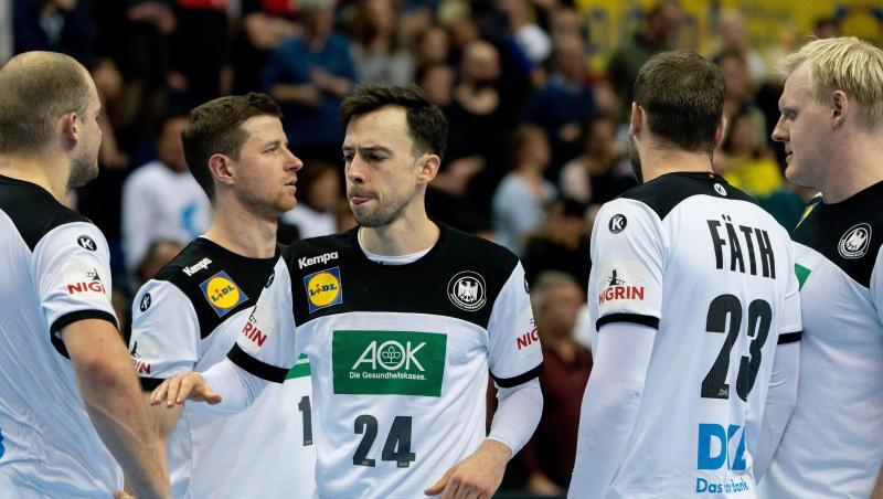 Nach dem Remis gegen Russland müssen die deutschen Handballer ihre Köpfe für das Spiel gegen Frankreich frei bekommen. Nach dem Remis gegen Russland müssen die deutschen Handballer ihre Köpfe für das Spiel gegen Frankreich frei bekommen.