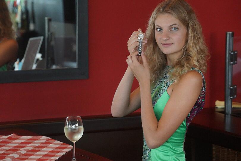 In Zukunft möchte Anja die Stars in New York mit ihrer Mode einkleiden. Beim AZ-Shooting steht sie erst mal selbst im Mittelpunkt.