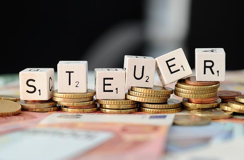 In den ersten sieben Monaten dieses Jahres nahm der Staat insgesamt 365,4 Milliarden Euro Steuern ein - 4,6 Prozent mehr als im Vorjahreszeitraum. Foto: Tobias Hase/Illustration