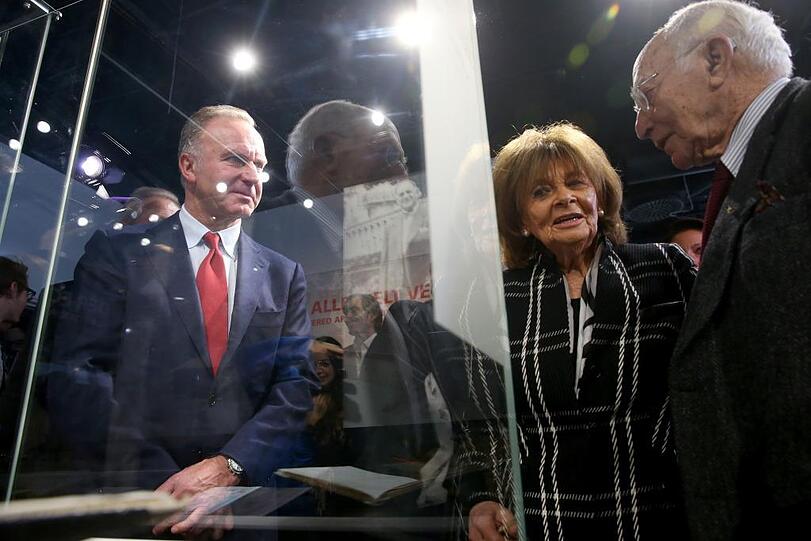 Karlheinz Rummenigge und Charlotte Knobloch eröffneten am Montag die Ausstellung: Kicker, Kämpfer und Legenden &ndash;
Juden im deutschen Fußball und beim FC Bayern München.