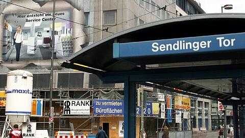 Eine 57-Jährige wurde am Sendlinger Tor Opfer eines Handtaschenraubs. (Symbolbild)