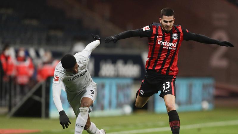 Zweitrunden-Nachholspiel: Bayer Leverkusen und Eintracht Frankfurt wissen, wie Pokal geht.