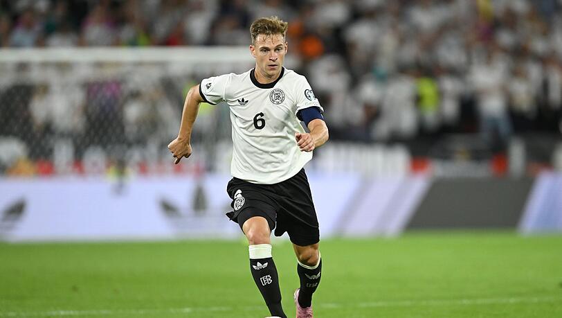 DFB-Kapitän Joshua Kimmich will Fußball-Talente in seiner Heimat, dem Schwarzwald, fördern.