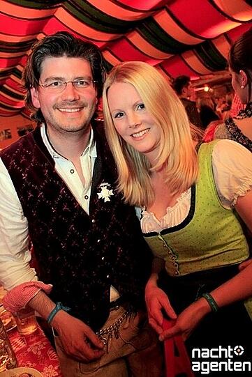 Dirndl, Lederhosen und viel Spaß: Die Party "Tracht und Pracht" am Samstag im Hippodrom auf der Theresienwiese. Mehr Bilder unter: www.nachtagenten.de.