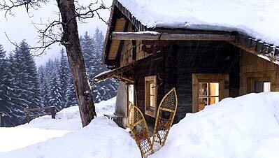 Berghütte im Schnee, Foto: Ralf Gerard Berghütte im Schnee, Foto: Ralf Gerard