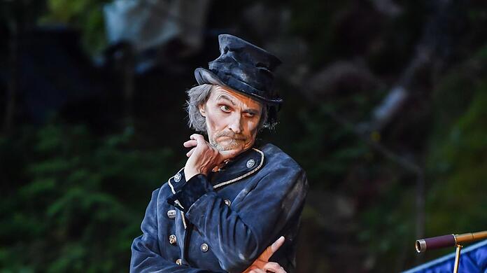 Eisi Gulp spielt den Boandlkramer, hier noch auf der Bühne der Luisenburg-Festspiele in Wunsiedel.