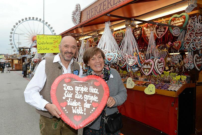 Rosi Mittermaier mit Mann Christian Neureuther beim BMW Wiesn Sport-Stammtisch am 20. September.