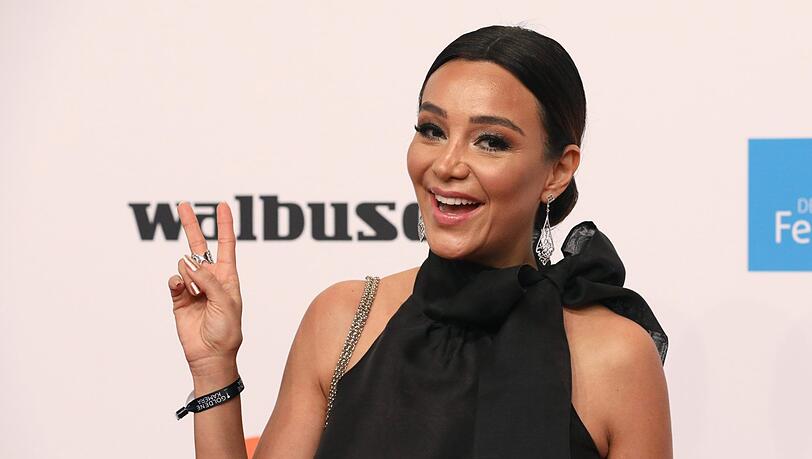 Verona Pooth bei der Verleihung der Goldenen Kamera. Verona Pooth bei der Verleihung der Goldenen Kamera.