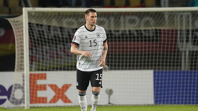 Niklas Süle ist mit dem Cornavirus infiziert. Die Auswirkungen sind weitreichend.