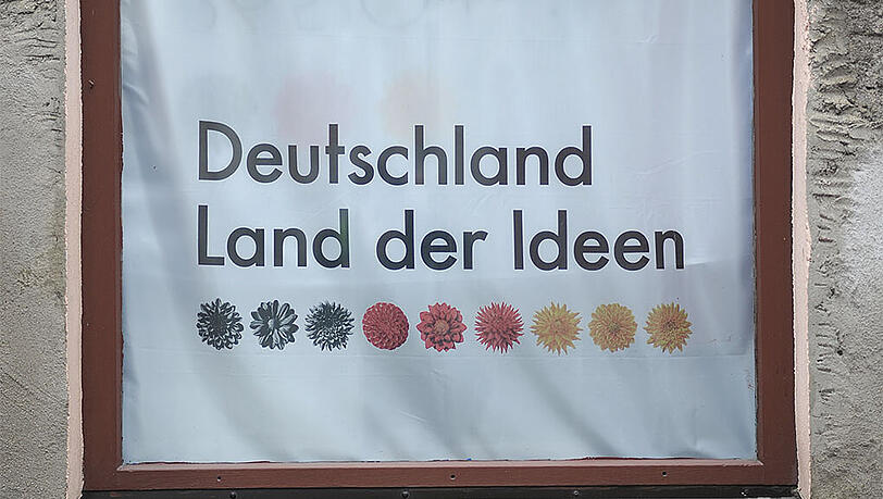 Mittelständische Unternehmen geben immer weniger Geld für neue und innovative Produkte aus. Das sagt zumindest die Studie der Kreditanstalt für Wiederaufbau. Mittelständische Unternehmen geben immer weniger Geld für neue und innovative Produkte aus. Das sagt zumindest die Studie der Kreditanstalt für Wiederaufbau.