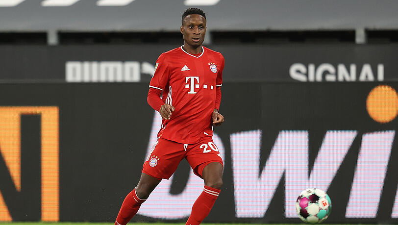 Bouna Sarr kam vor der Saison von Olympique Marseille. Bouna Sarr kam vor der Saison von Olympique Marseille.
